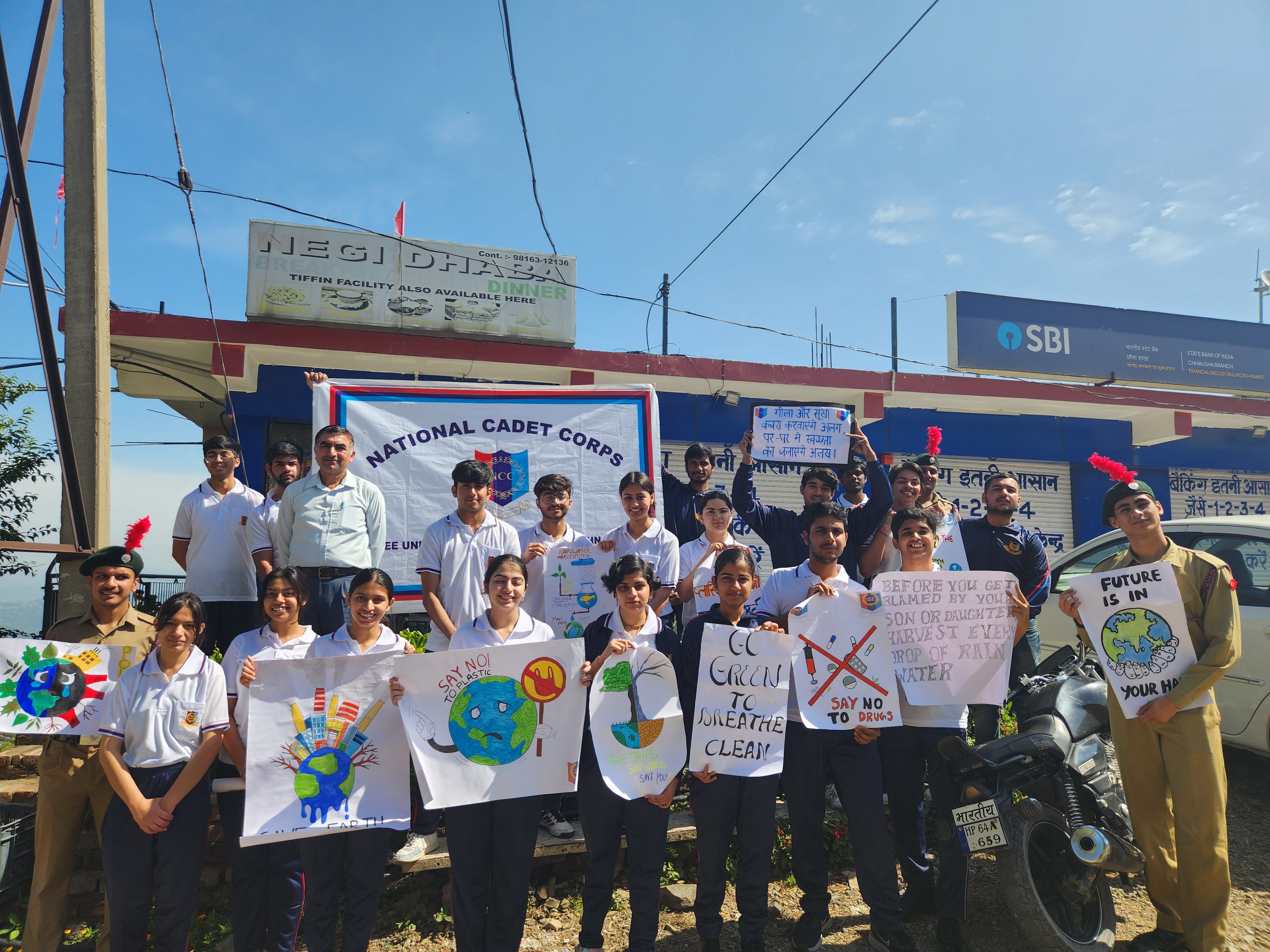 June 04, 2023: JUIT organized a rally on topics of Waste management.